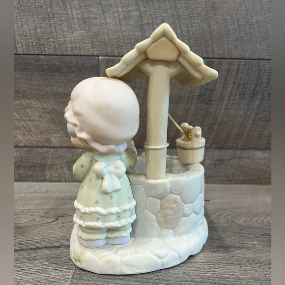 Precious Moments WISHING YOU WERE HERE Musical When You Wish Upon A Star 526916 - Picture 4 of 10